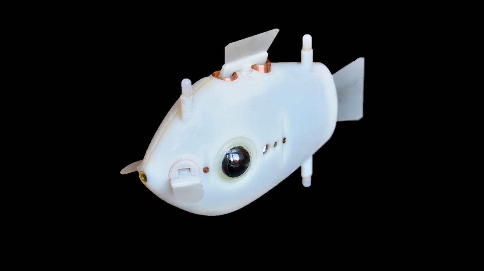 Robotic swarm swims like a school of fish