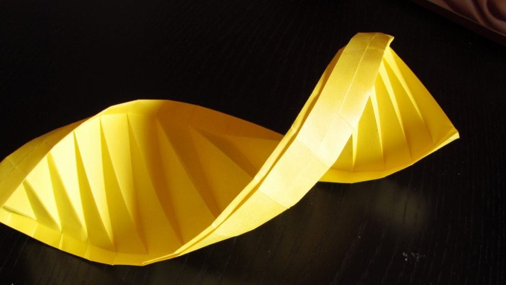 Foldable, organic and easily broken down: Why DNA is the material of choice for nanorobots